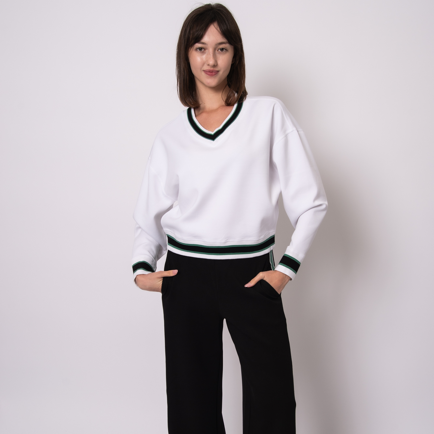Varlyn Soft Knit V-Neck Pullover (Pre-Sale)