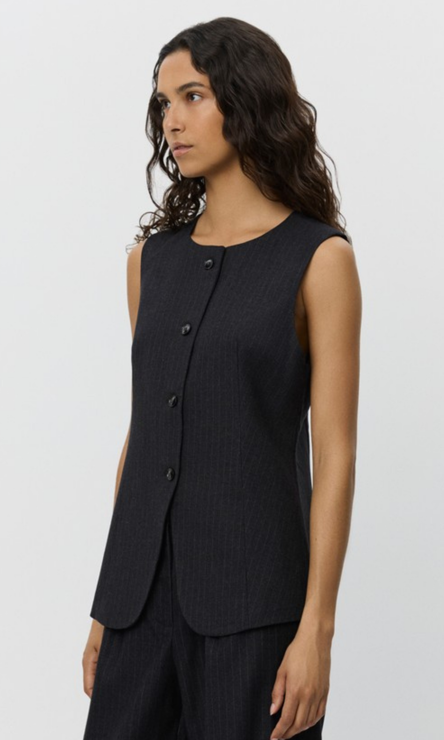 Mertha Vest