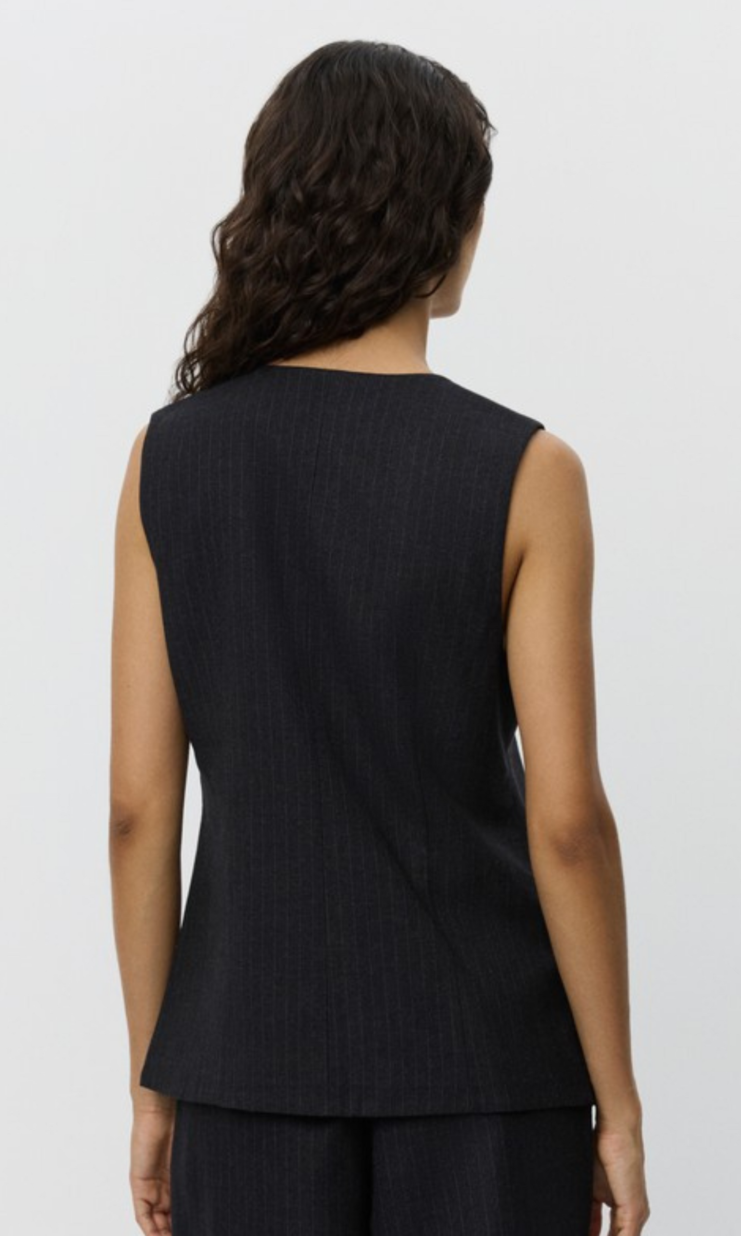 Mertha Vest