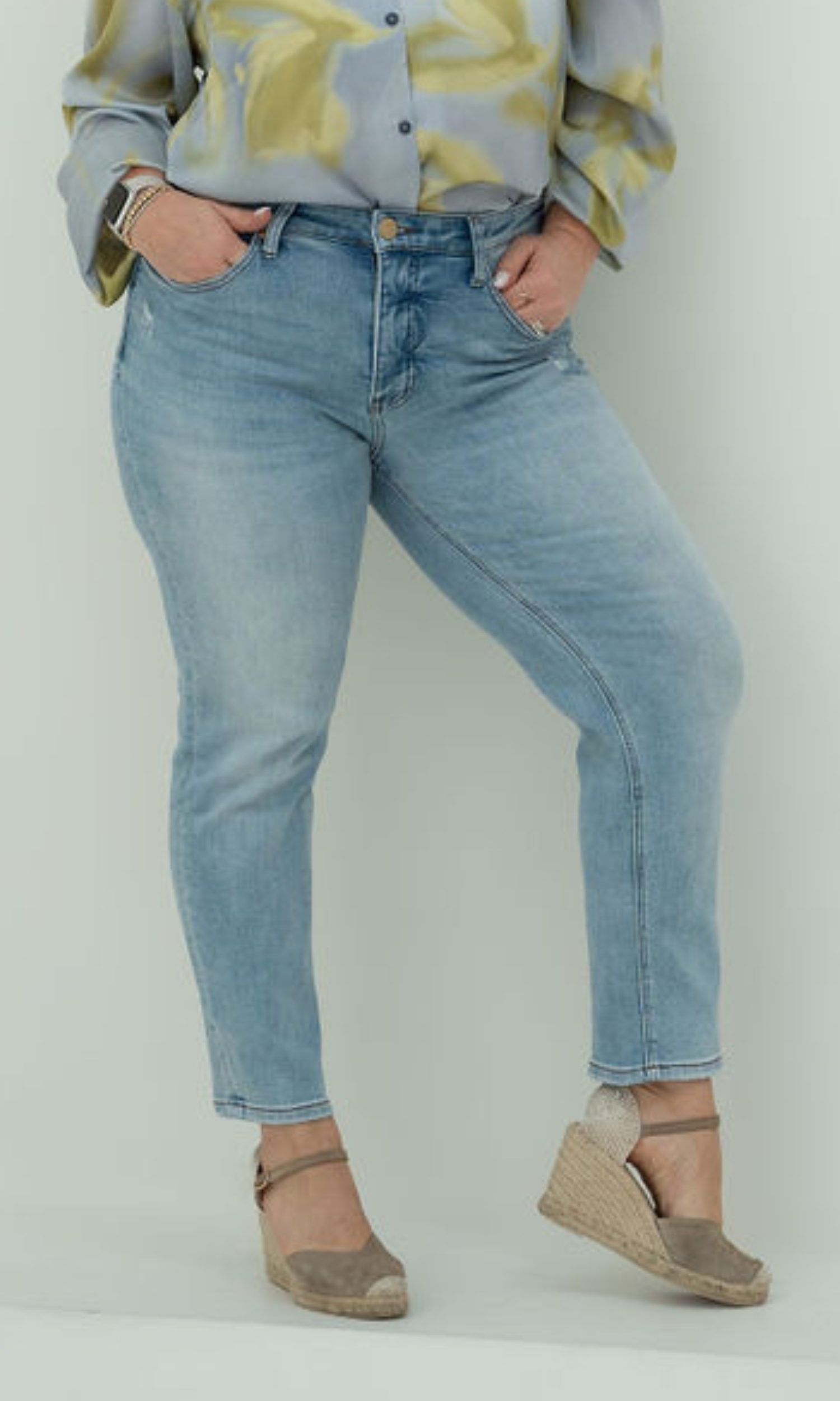 Rachael High Rise Fab Ab Mom Regular Hem - Recognition