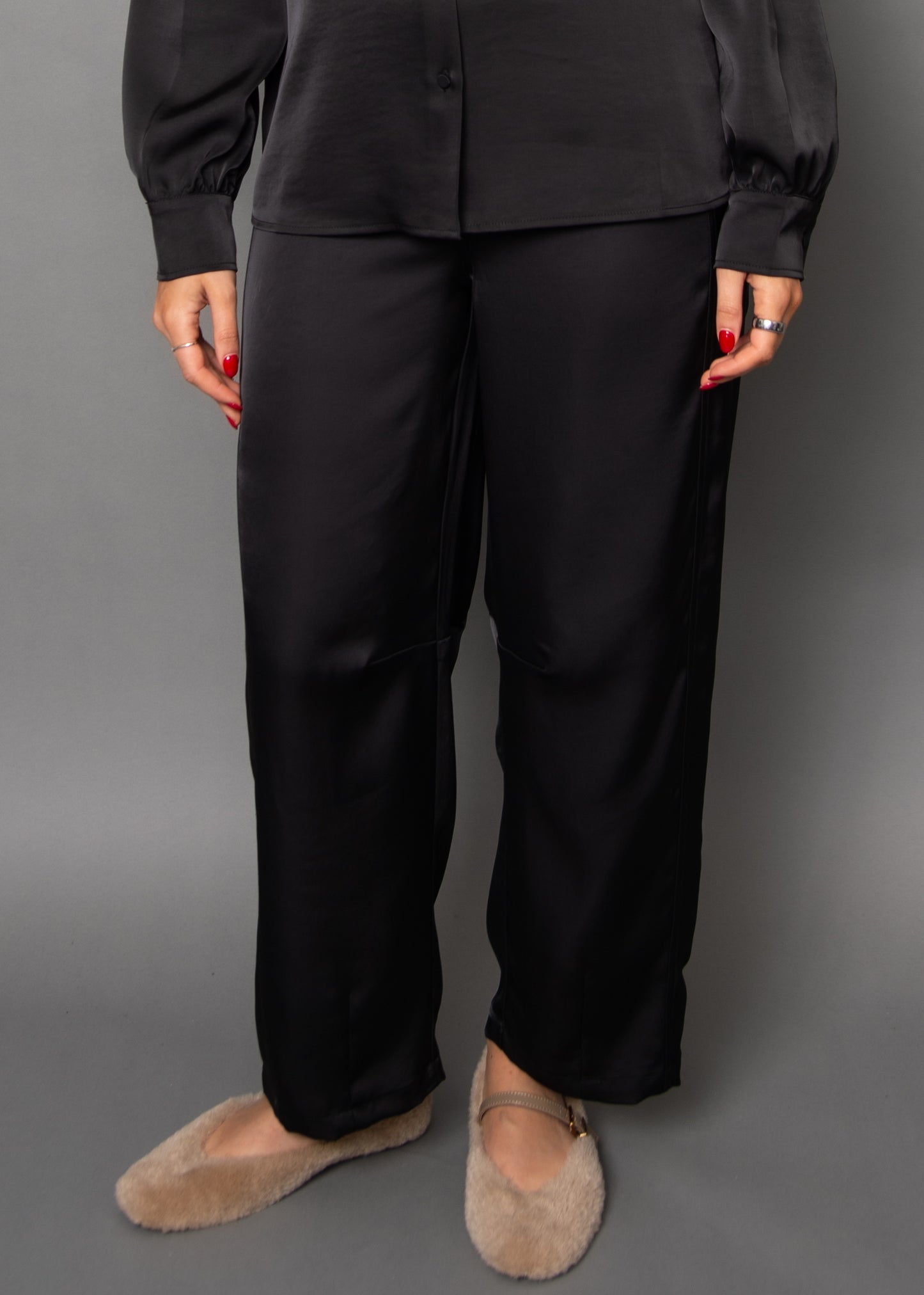 Brenda Pull-On Barrel Pants