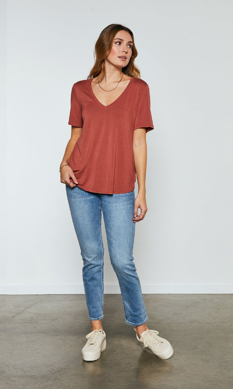 Lewis Tee